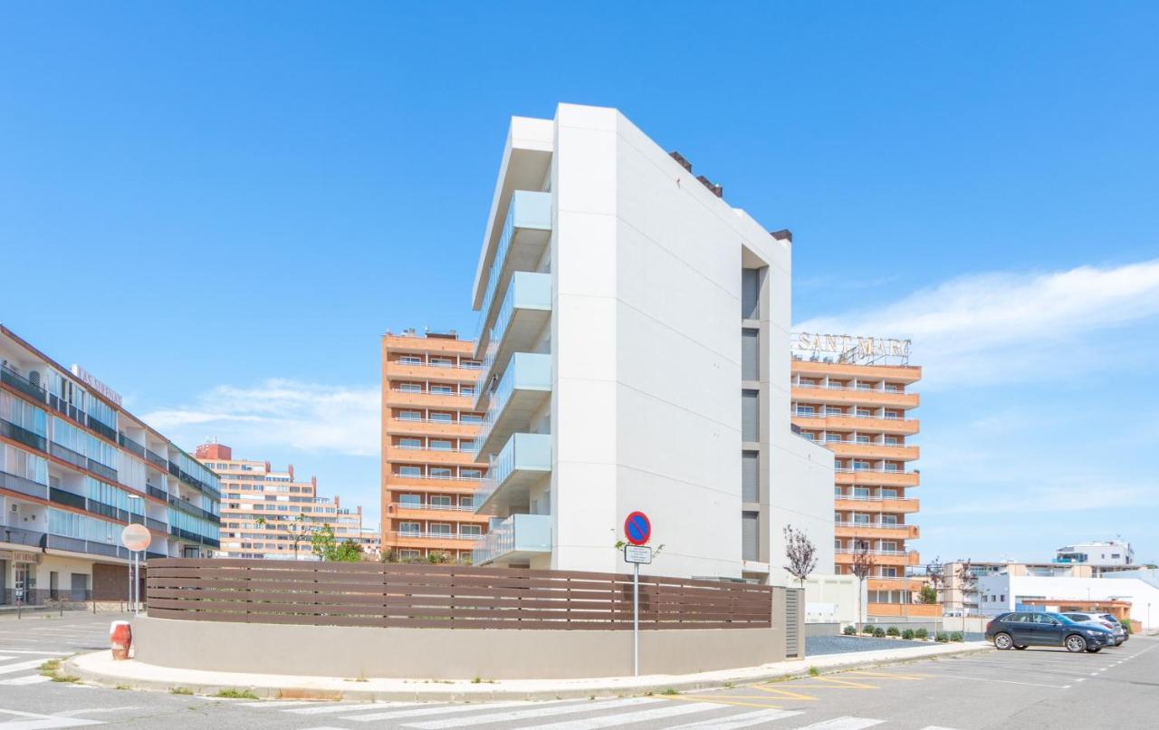 M A R I V E N T Suite With Bathroom And Terrace 50 M2 Roses Exterior photo