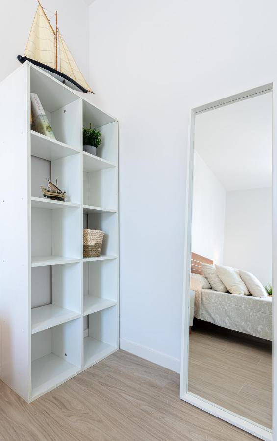 M A R I V E N T Suite With Bathroom And Terrace 50 M2 Roses Exterior photo